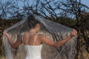 Velo con perlas para novia